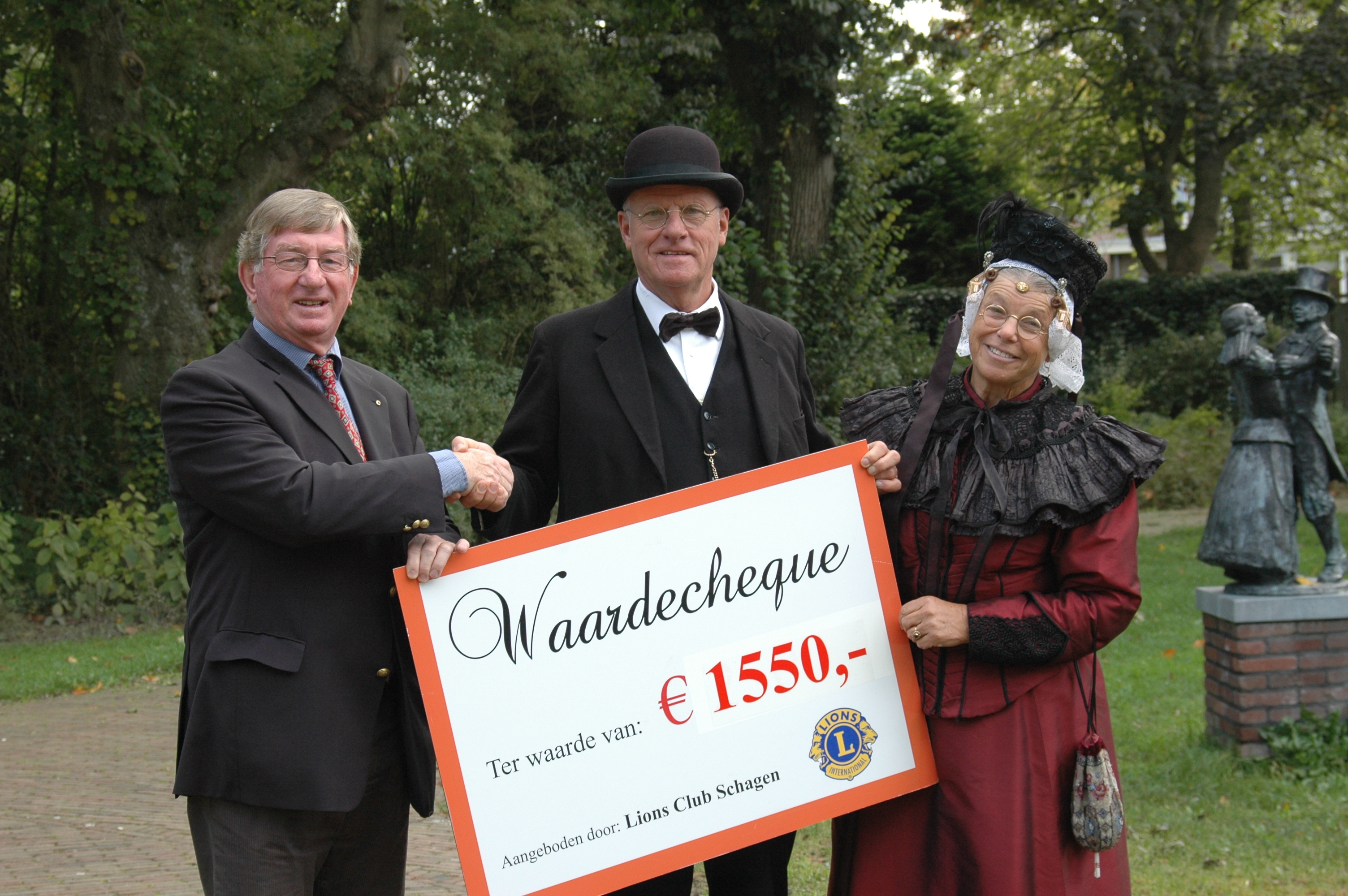 Lions Schagen steunt Folklore