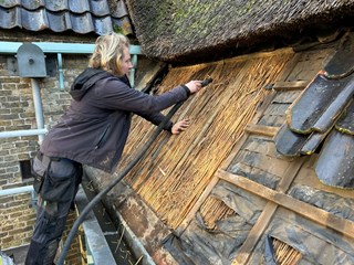 c0e44534-017e-4dc7-95b1-3421706004af